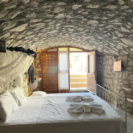 فندق Ata Boutique Altinyunus