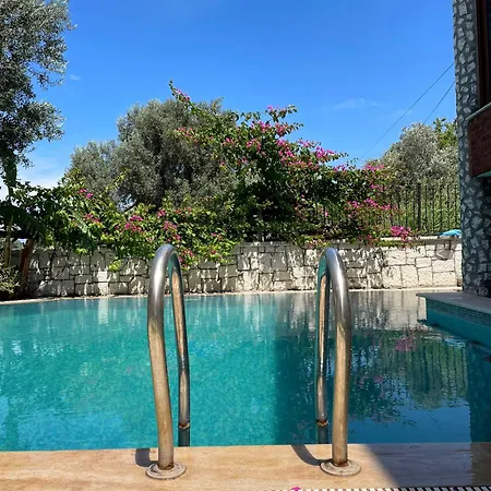 מלון Ata Boutique