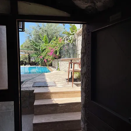 Ata Boutique فندق