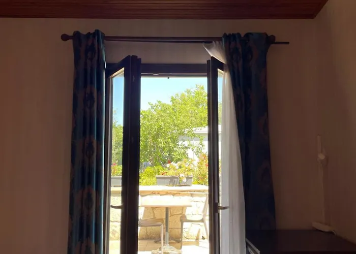 Ata Boutique Altinyunus