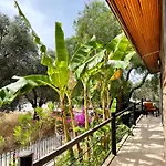 Ata Boutique Hotel 5*