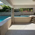 Ata Boutique Hotel 5*